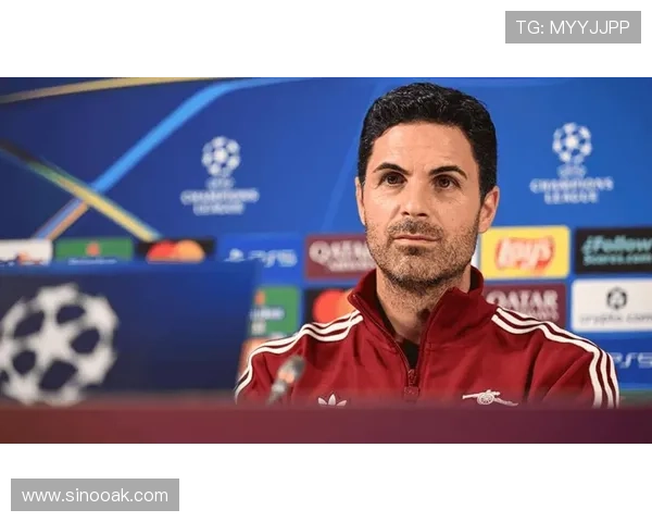 莱万戴防护面具恢复训练 望战毕尔巴鄂